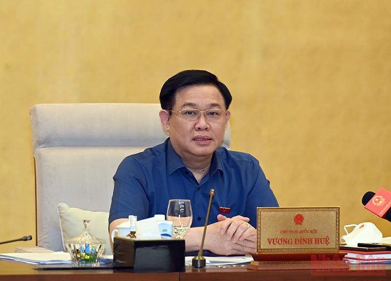 Chủ tịch Quốc hội Vương Đình Huệ phát biểu ý kiến tại phiên họp. (Ảnh: Duy Linh) 