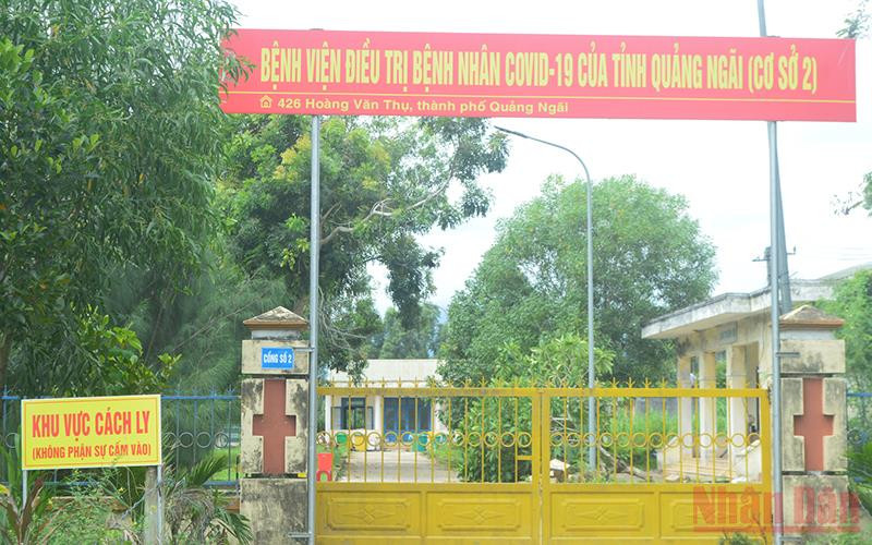 Quảng Ngãi có kế hoạch mở rộng khu hồi sức tích cực tại Bệnh viện Điều trị bệnh nhân Covid-19 tỉnh (cơ sở 2) để bảo đảm điều trị các ca bệnh nặng đang tăng cao. 