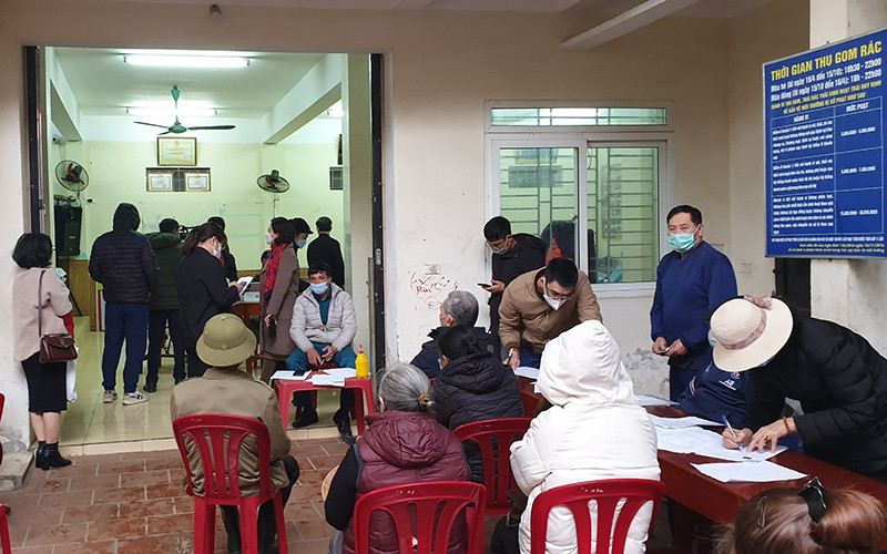 Những người điều trị Covid-19 cách ly y tế được hưởng hỗ trợ. 