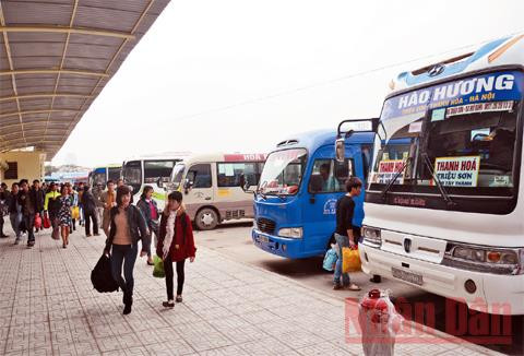 Bến xe Mỹ Đình, Hà Nội. (Ảnh: DUY LINH)