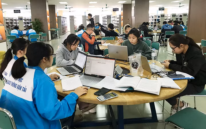 Yếu tố chất lượng nguồn nhân lực quyết định tiến độ và chất lượng của CĐS trong lĩnh vực giáo dục đại học.