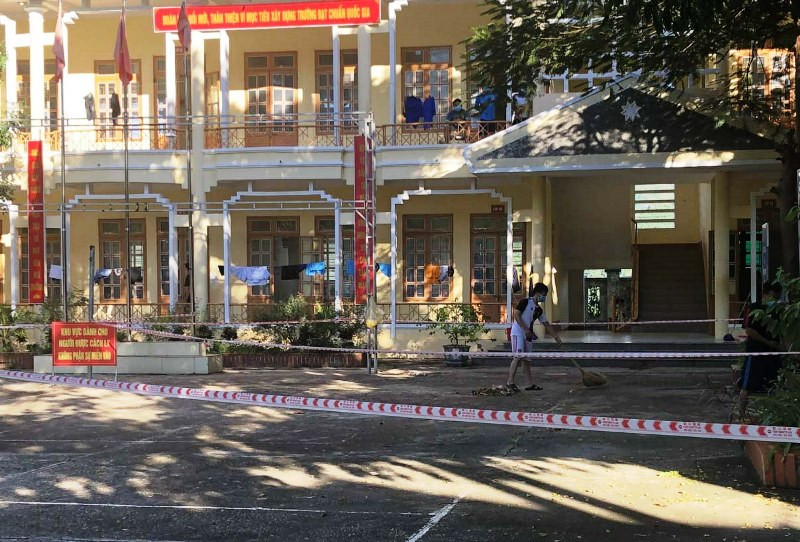 Khu cách ly tập trung Trường tiểu học và THCS Huy Thượng.