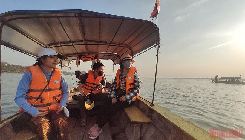 Việc hủy bỏ một số yêu cầu về xét nghiệm Covid-19 được kỳ vọng thu hút thêm du khách quốc tế đến Campuchia (Ảnh: Nguyễn Hiệp) 