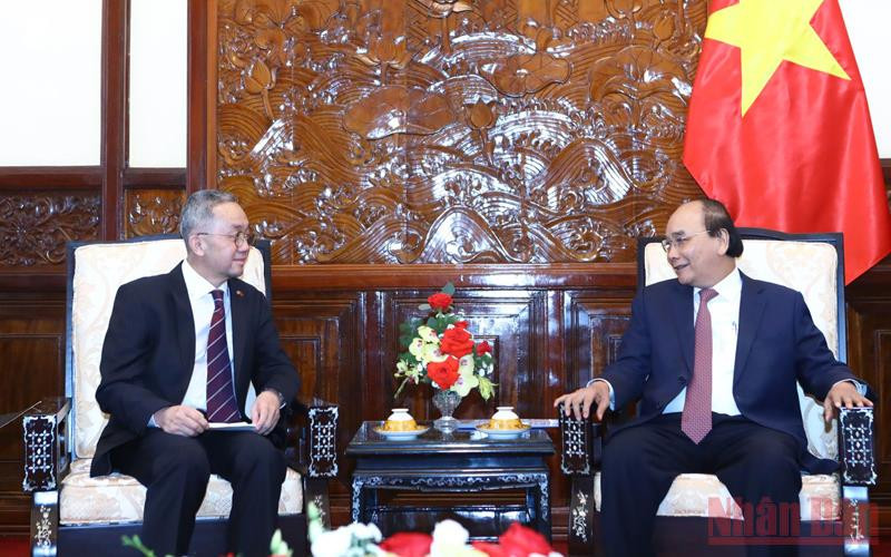 Chủ tịch nước Nguyễn Xuân Phúc mong muốn, dù ở cương vị nào, Đại sứ vẫn luôn đóng góp thúc đẩy quan hệ Việt Nam-Brunei.