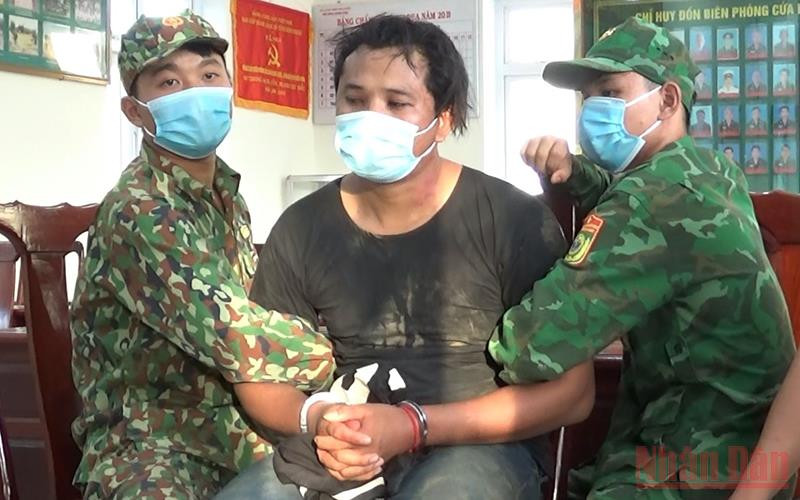 Pich Phan Na bị lực lượng Bộ đội Biên phòng bắt giữ.