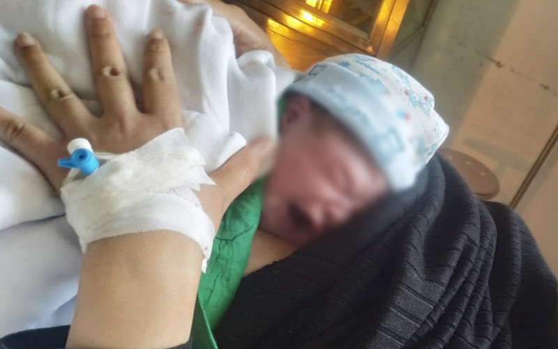 Hiện, sức khỏe của sản phụ và bé trai đã ổn định.