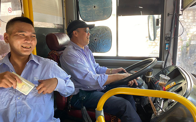  Đội ngũ lái xe, phụ xe luôn phải chịu nhiều áp lực.