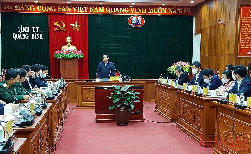 Thủ tướng Phạm Minh Chính phát biểu tại buổi làm việc với lãnh đạo tỉnh Quảng Bình.