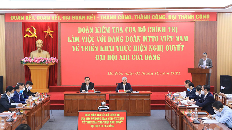 Quang cảnh buổi làm việc, ngày 1/12. (Ảnh: Quang Vinh)