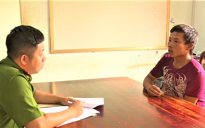 Đối tượng Lê Hoàng Hảo tại cơ quan Công an TP Buôn Ma Thuột.