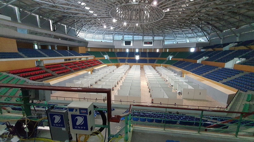 Thực hiện trên nền hạ tầng khu liên hợp thể thao nên VNPT phải cải tạo khá nhiều hạng mục để phù hợp với tiêu chuẩn y tế.