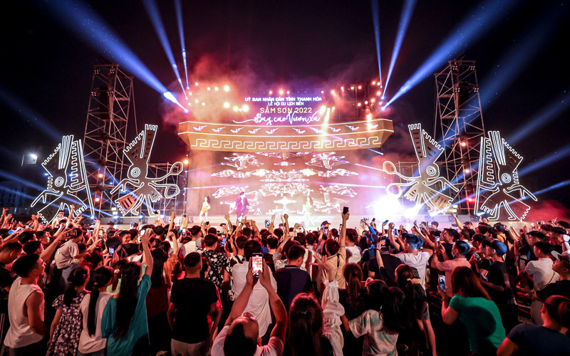 Sun Fest đang tạo nên một làn sóng nghệ thuật mỗi Thứ Bảy cuối tuần tại Sầm Sơn, Thanh Hóa