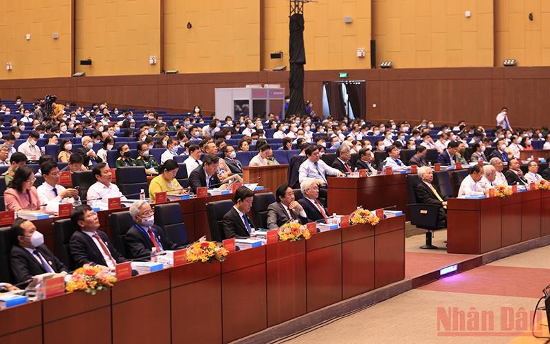 Gần 750 đại biểu tham dự hội thảo.