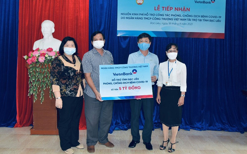 VietinBank vừa hỗ trợ tỉnh Bạc Liêu 5 tỷ đồng phòng, chống dịch Covid-19