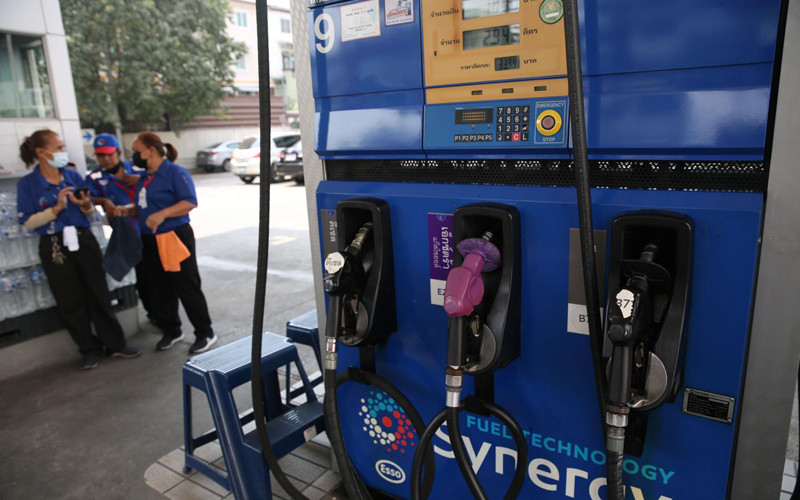 Giá xăng dầu bán lẻ ở Thái Lan dự kiến sẽ tăng mạnh do lạm phát và chi phí sản xuất cao. (Ảnh: Bưu điện Bangkok)