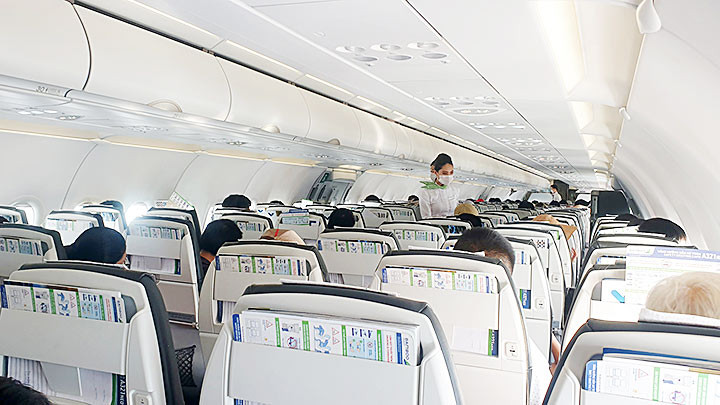 Các hãng hàng không mong muốn được áp dụng cơ chế tái cấp vốn để phục hồi sản xuất kinh doanh. Ảnh: NAM ANH