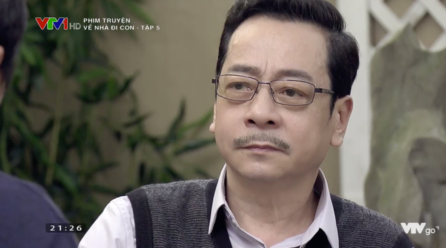 NSND Hoàng Dũng trong phim "Về nhà đi con".