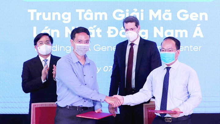 Trung tâm giải mã gien lớn nhất khu vực