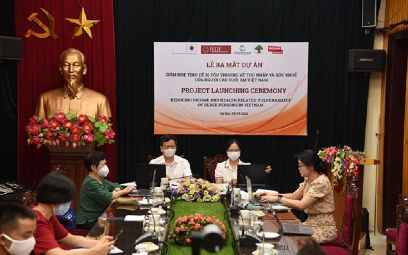 Ngân hàng Thế giới và các đối tác tổ chức lễ khởi động dự án mô hình chăm sóc người cao tuổi. (Ảnh: TTXVN)