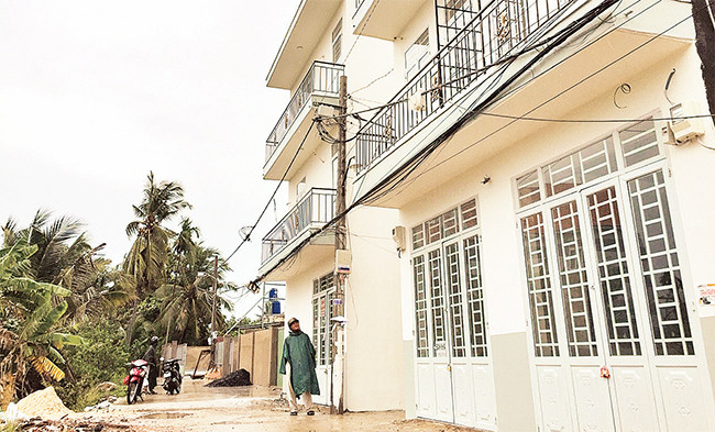 Khu nhà “ba chung” tại phường Thạnh Lộc, quận 12.