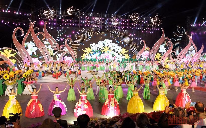 Chương trình khai mạc Festival hoa Đà Lạt lần thứ 8, năm 2019. (Ảnh: BẢO VĂN)