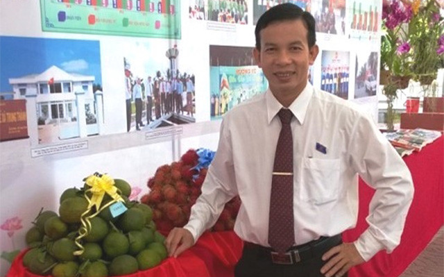 Anh Nguyễn Văn Nhanh, thị trấn Vũng Liêm, huyện Vĩnh Liêm, tỉnh Vĩnh Long, người đoạt giải Nhất tuần đầu tiên Cuộc thi trắc nghiệm “Chung tay vì an toàn giao thông” .