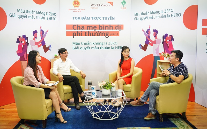 Toàn cảnh buổi tọa đàm.