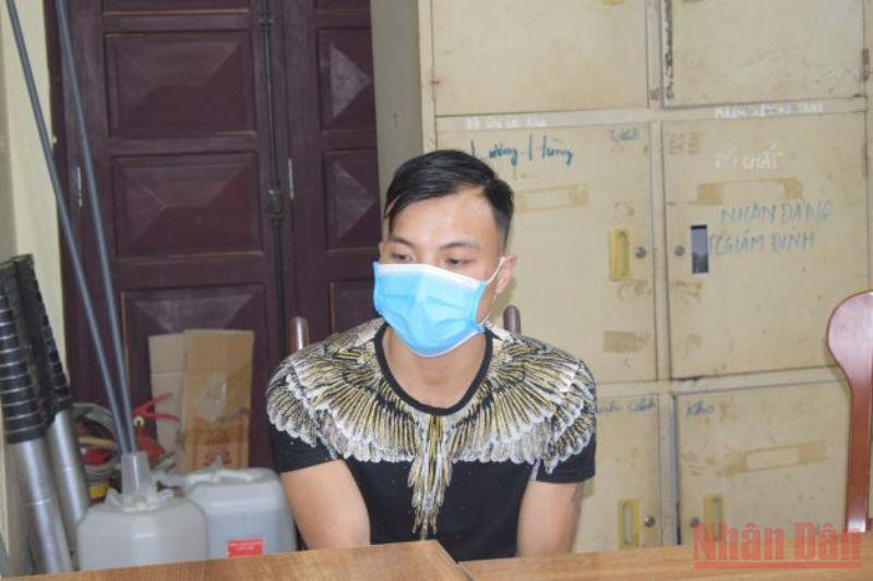 Đối tượng Vũ Văn Tuất bị bắt giữ về tội giết người, cướp tài sản.