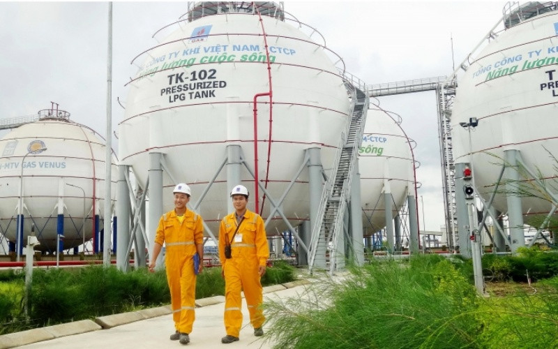 Người dầu khí luôn giữ ý chí, bản lĩnh của những người đi tìm lửa.