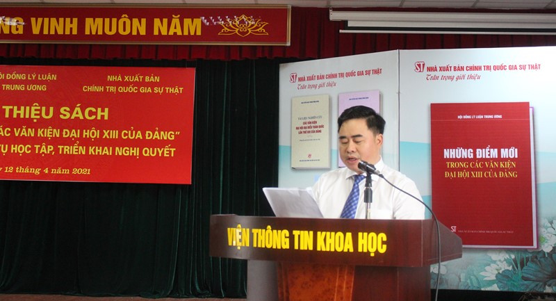 Đồng chí Phạm Minh Tuấn, Bí thư Đảng ủy, Giám đốc, Tổng Biên tập NXB Chính trị quốc gia Sự thật tại lễ ra mắt sách.