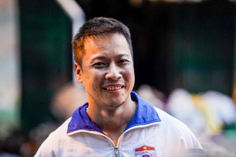 Anh Trung Văn Nam (thợ sửa điều hòa, đang trọ tại Lương Khánh Thiện, phường Tương Mai, quận Hoàng Mai). (Ảnh: VOV)