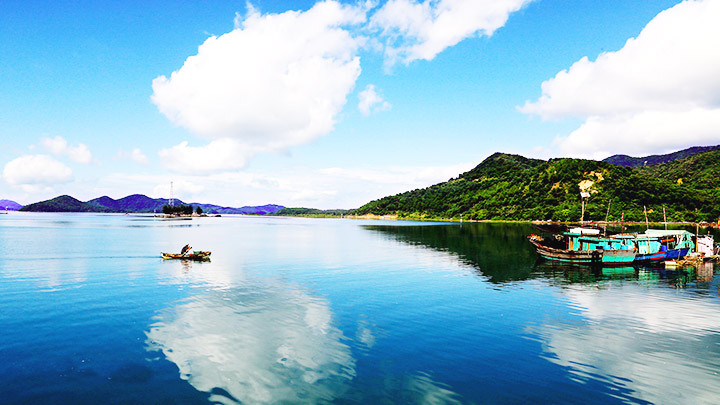 Bến Minh Châu - sông Mang. Ảnh: ĐINH NGỌC HƯNG