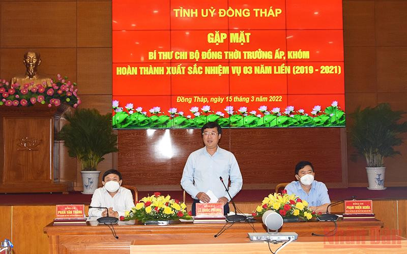 Bí thư Tỉnh ủy Đồng Tháp Lê Quốc Phong phát biểu tại buổi gặp mặt.