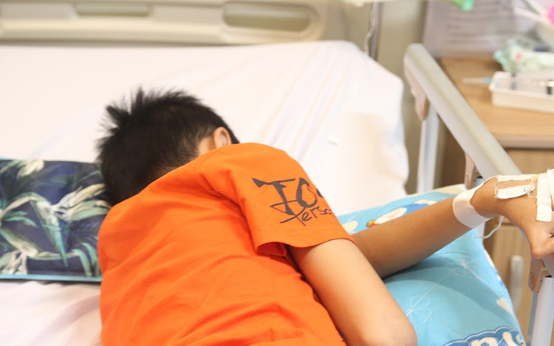 Bệnh nhi đang điều trị tại BV Nhi Trung ương vì đuối nước.