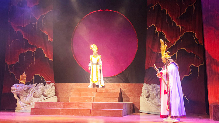 Một cảnh trong vở “Truyền tích Cổ Loa xưa”.