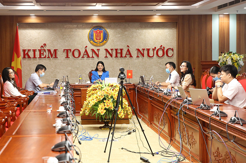 Đoàn Kiểm toán Nhà nước Việt Nam do Phó Tổng Kiểm toán Nhà nước Hà Thị Mỹ Dung làm Trưởng đoàn.