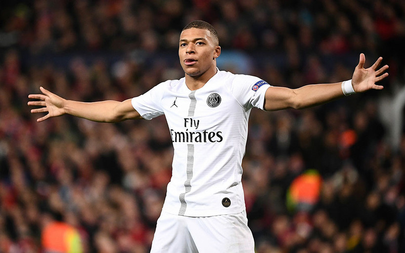 Kylian Mbappe từ chối ở lại PSG và mơ khoác áo Real. (Ảnh: Getty Images)