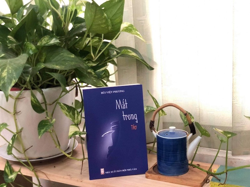 Tập thơ “Mắt trong” của Bùi Việt Phương: Núi rừng trong những chiếc gương nhỏ