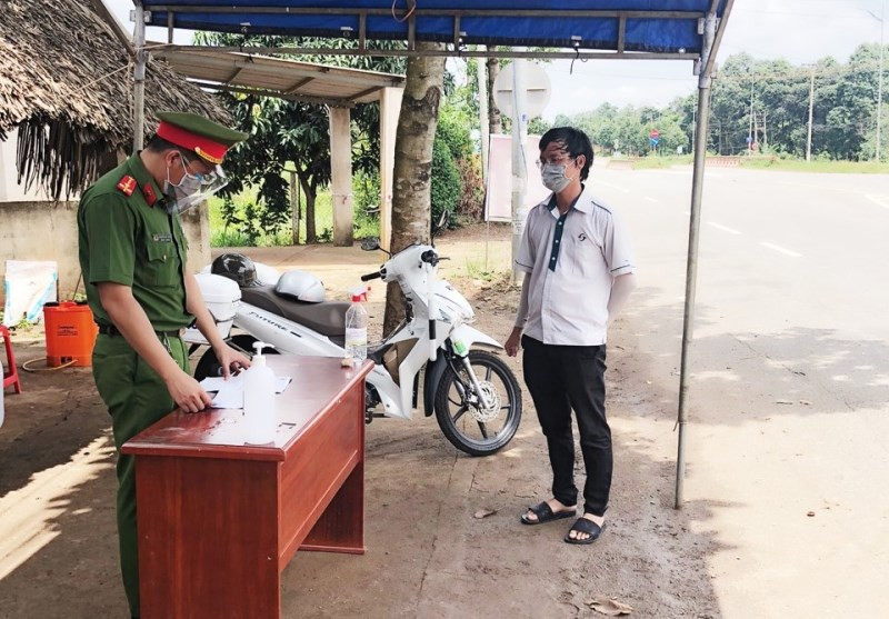 Một chốt kiểm soát dịch Covid-19 trên địa bàn huyện Xuyên Mộc (Bà Rịa-Vũng Tàu).