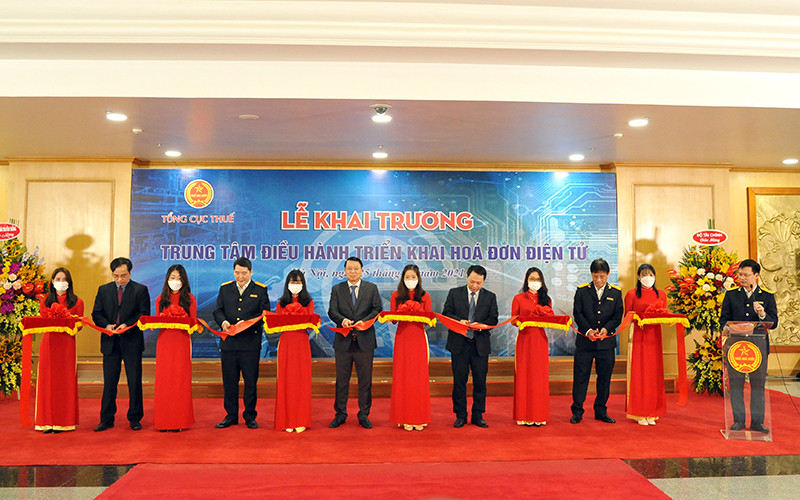 Khánh thành hệ thống Trung tâm điều hành triển khai hóa đơn điện tử ngành Thuế.