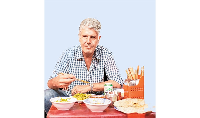 Chuyên gia ẩm thực Anthony Bourdain khám phá ẩm thực đường phố Việt Nam.