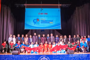 Lễ mít-tinh kỷ niệm 95 năm Ngày thành lập Đoàn Thanh niên Cộng sản Hồ Chí Minh.