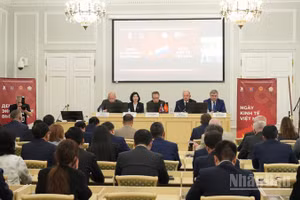 Lễ khai mạc Ngày Kinh tế Việt Nam ở Saint Petersburg. (Ảnh: XUÂN HƯNG)