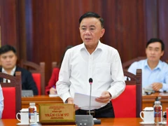 Đồng chí Trần Cẩm Tú, Ủy viên Bộ Chính trị, Thường trực Ban Bí thư, Trưởng Tiểu ban Tổ chức phục vụ Đại hội XIV của Đảng chủ trì họp Thường trực Tiểu ban. (Ảnh: THẾ ĐẠI)