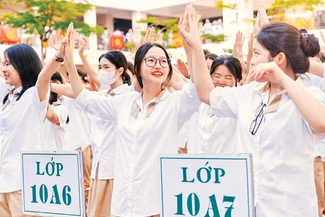 Học sinh lớp 10 Trường trung học phổ thông Mỹ Đình (Ảnh minh họa)
