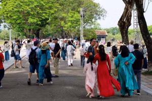 Sở Du lịch Huế kích hoạt hotline 0234.3828288 hỗ trợ du khách tìm phòng, homestay.