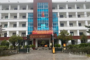 Nguyên Phó Viện trưởng cùng nhân viên của Viện Kiểm sát nhân dân thành phố Huế bị khởi tố vì nhận hối lộ. 