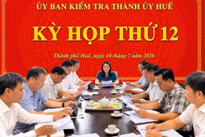 Tại Kỳ họp này, Ủy ban Kiểm tra Thành ủy Huế đã kỷ luật một tập thể và 5 đảng viên.