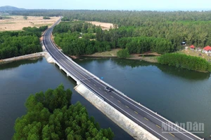 Đột phá xây dựng kết cấu hạ tầng đồng bộ, hiện đại giai đoạn 2026-2030 là nhiệm vụ trọng tâm của ngành xây dựng tỉnh Quảng Ngãi trong năm 2026.