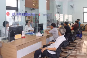 Theo Ủy ban nhân dân tỉnh Quảng Ngãi, mức độ hài lòng của người dân, doanh nghiệp là một trong những tiêu chí quan trọng đánh giá chất lượng phục vụ của đội ngũ cán bộ, công chức, viên chức.